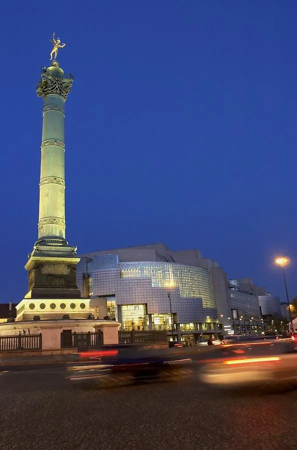 Bastille Secret Hotel 2*